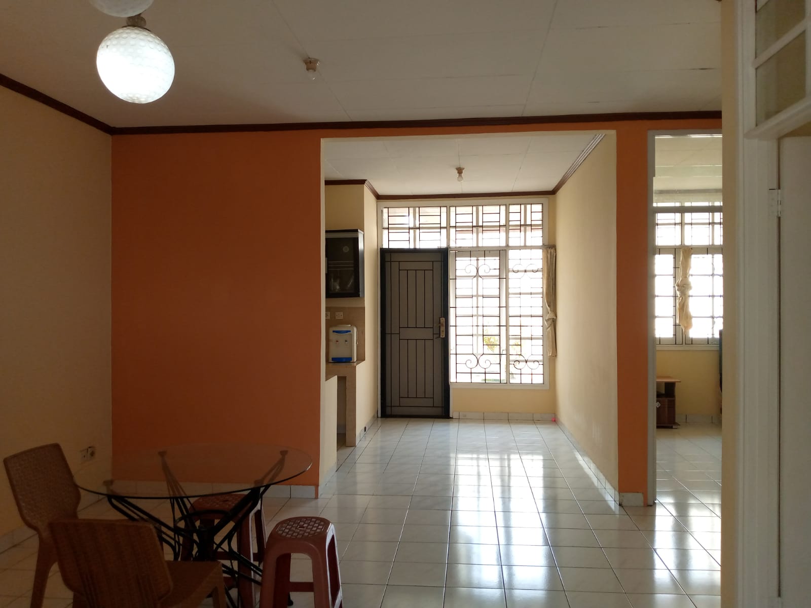 Rumah Disewakn Semi Furnished di Lippo Cikarang